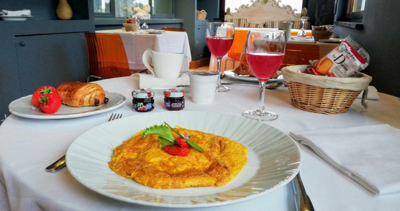 Hotel & Ristorante Degli Angeli Мальяно Сабина Экстерьер фото